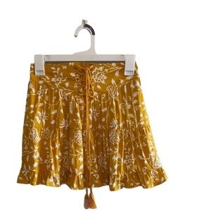 Forever 21 yellow/gold and white small skirt​​​​​​​​